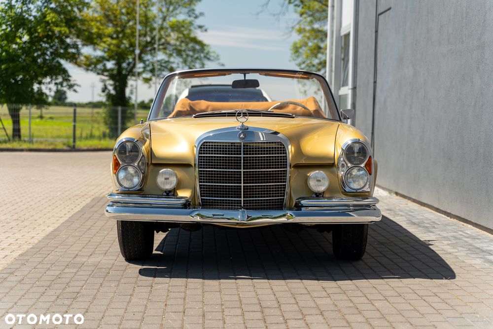 Mercedes-Benz 280 - 16