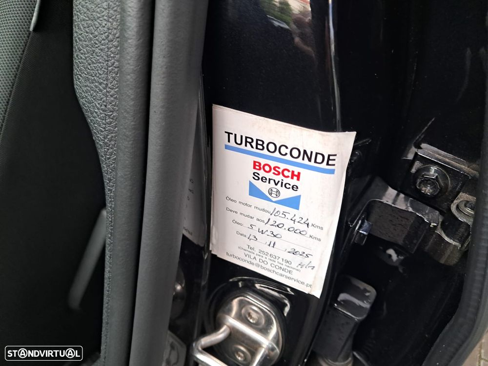 VW Golf Variant 1.6 TDi Confortline - 16