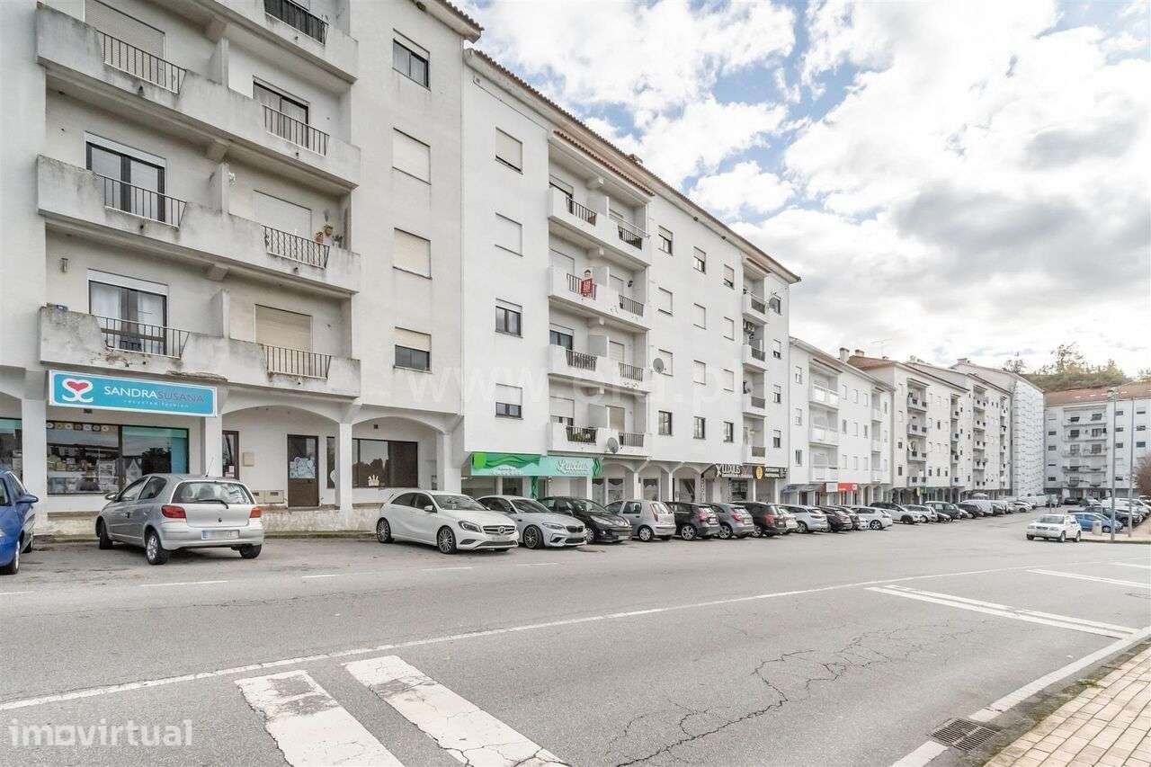 Apartamento T3 / Seia, Seia, São Romão e Lapa dos Dinheiros - Grande imagem: 2/18