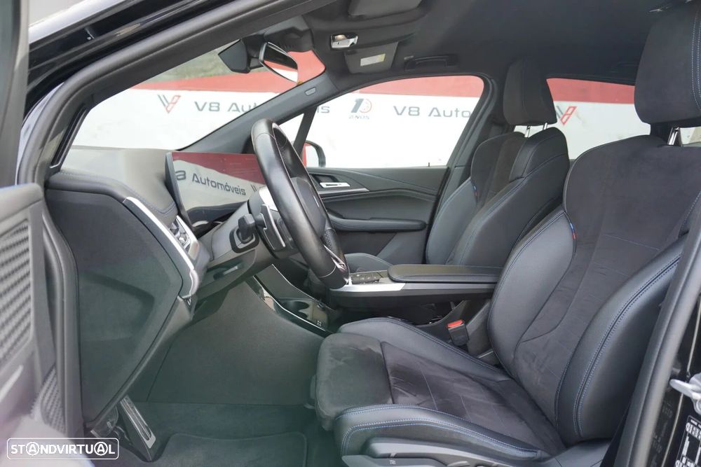 BMW 218 Active Tourer i Pack Desportivo M Auto - 9