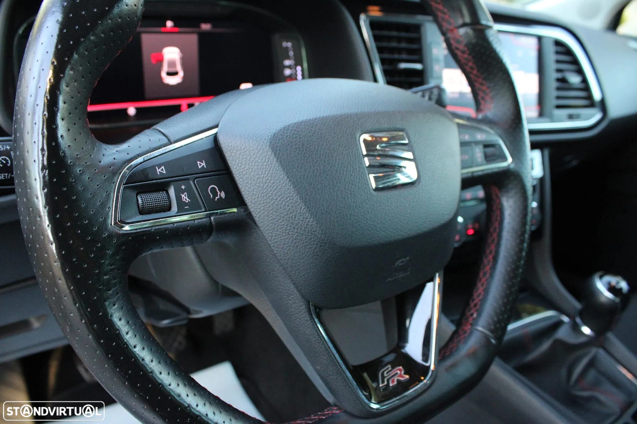 SEAT Leon 1.6 TDI FR S/S - 22
