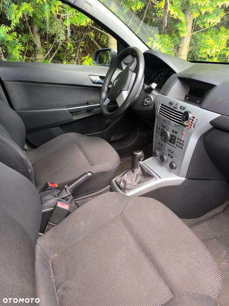 Opel Astra 1.7 CDTI - 23