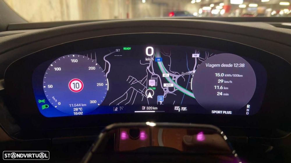 Porsche Macan Electric 4 - 19