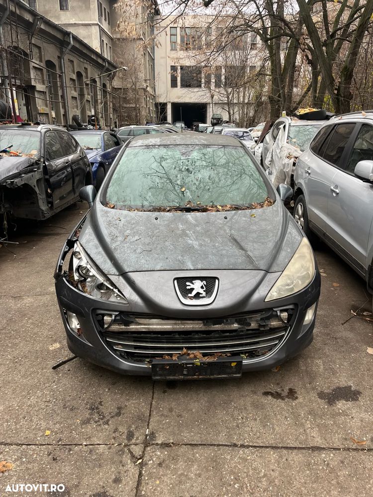 Dezmembrez Peugeot 308 2007 1,6 HDI gri inchis - 6