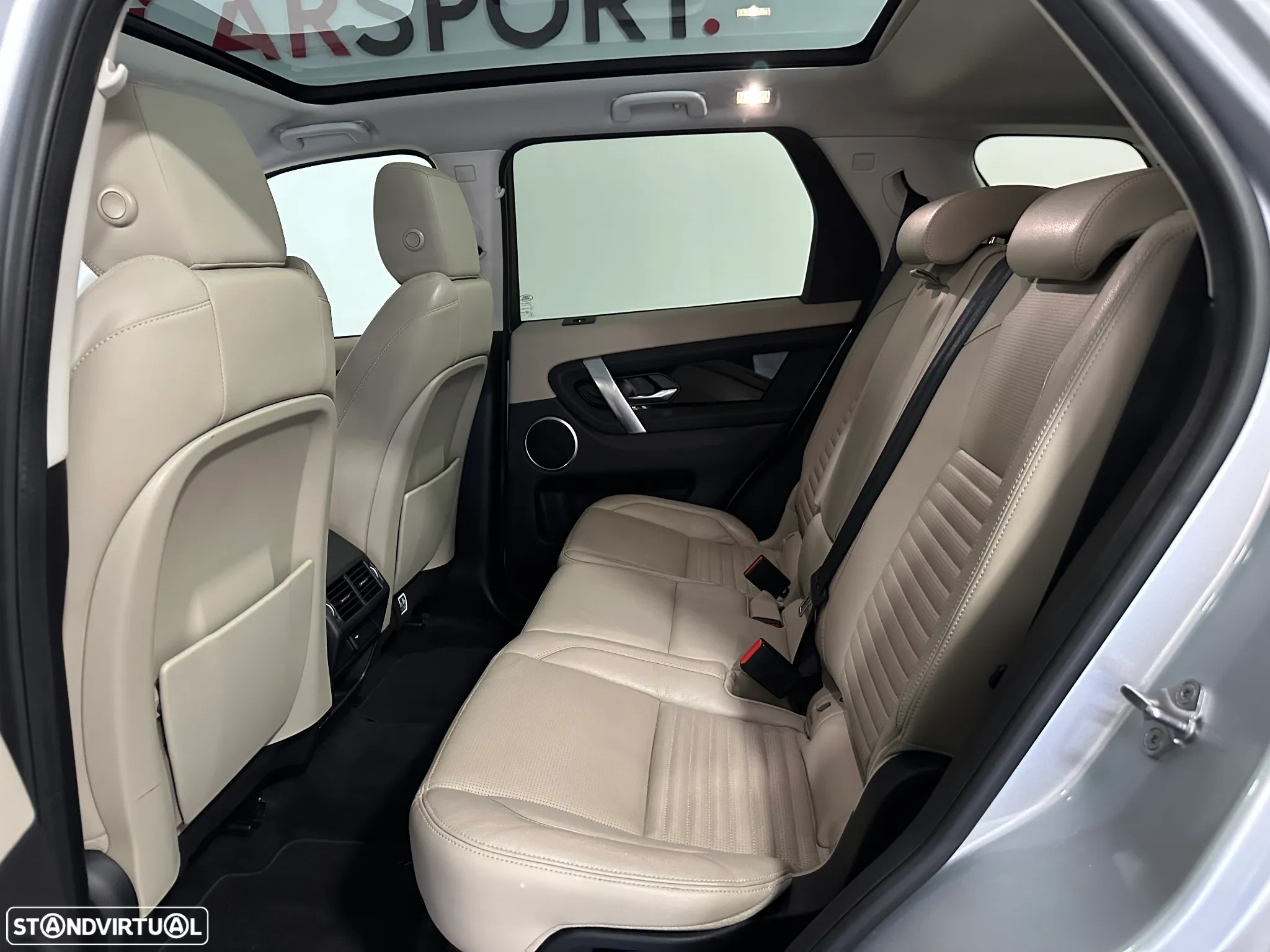 Land Rover Discovery Sport 2.0 D AWD S - 24