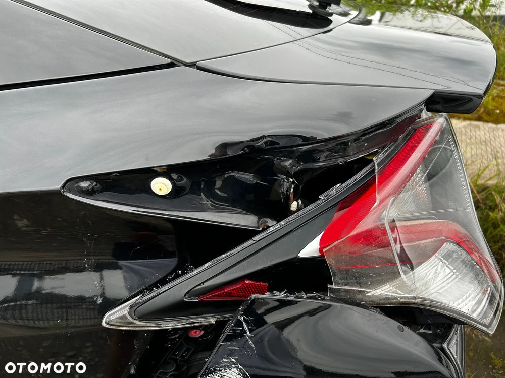 Toyota Prius Hybrid - 21