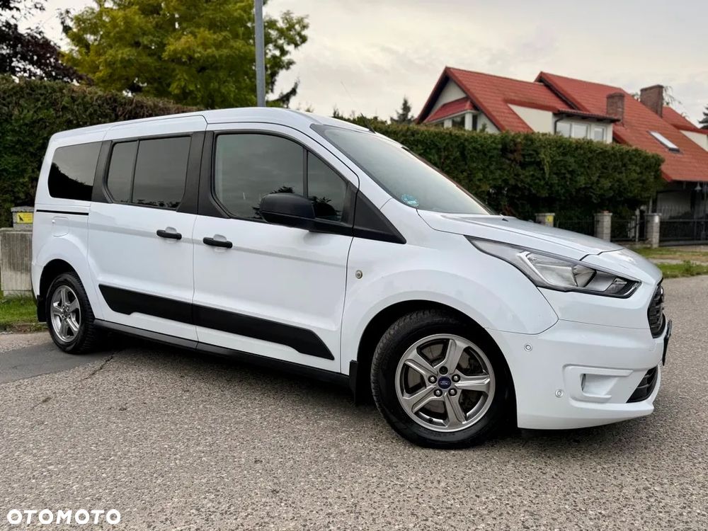 Ford Tourneo Connect Grand - 11