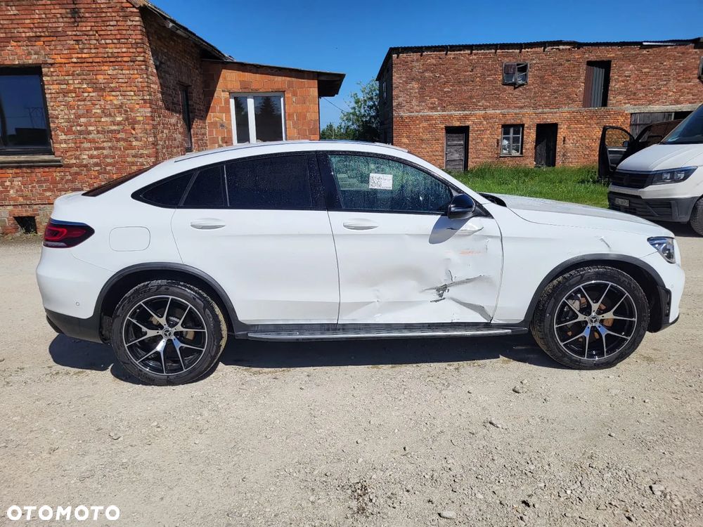 Mercedes-Benz GLC 220 d 4Matic 9G-TRONIC AMG Line Plus - 6