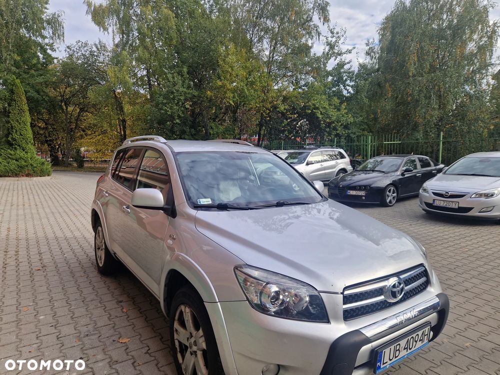 Toyota RAV4 2.2 D-4D Sol 180 - 11