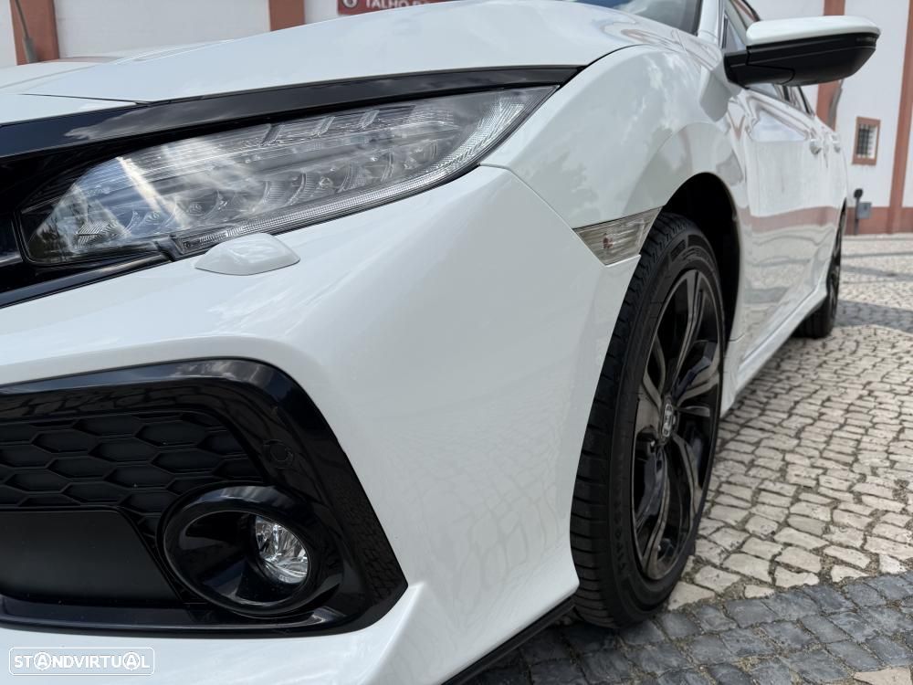 Honda Civic 1.0 i-VTEC Executive - 8