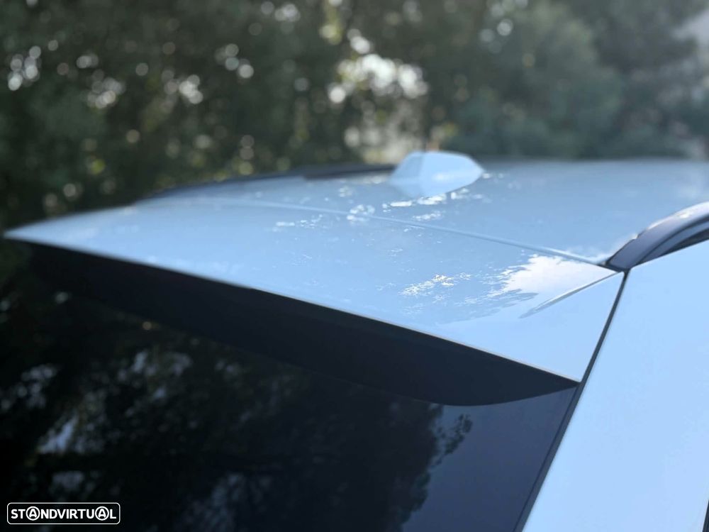 BMW 330 e Pack 50 anos M Auto - 15