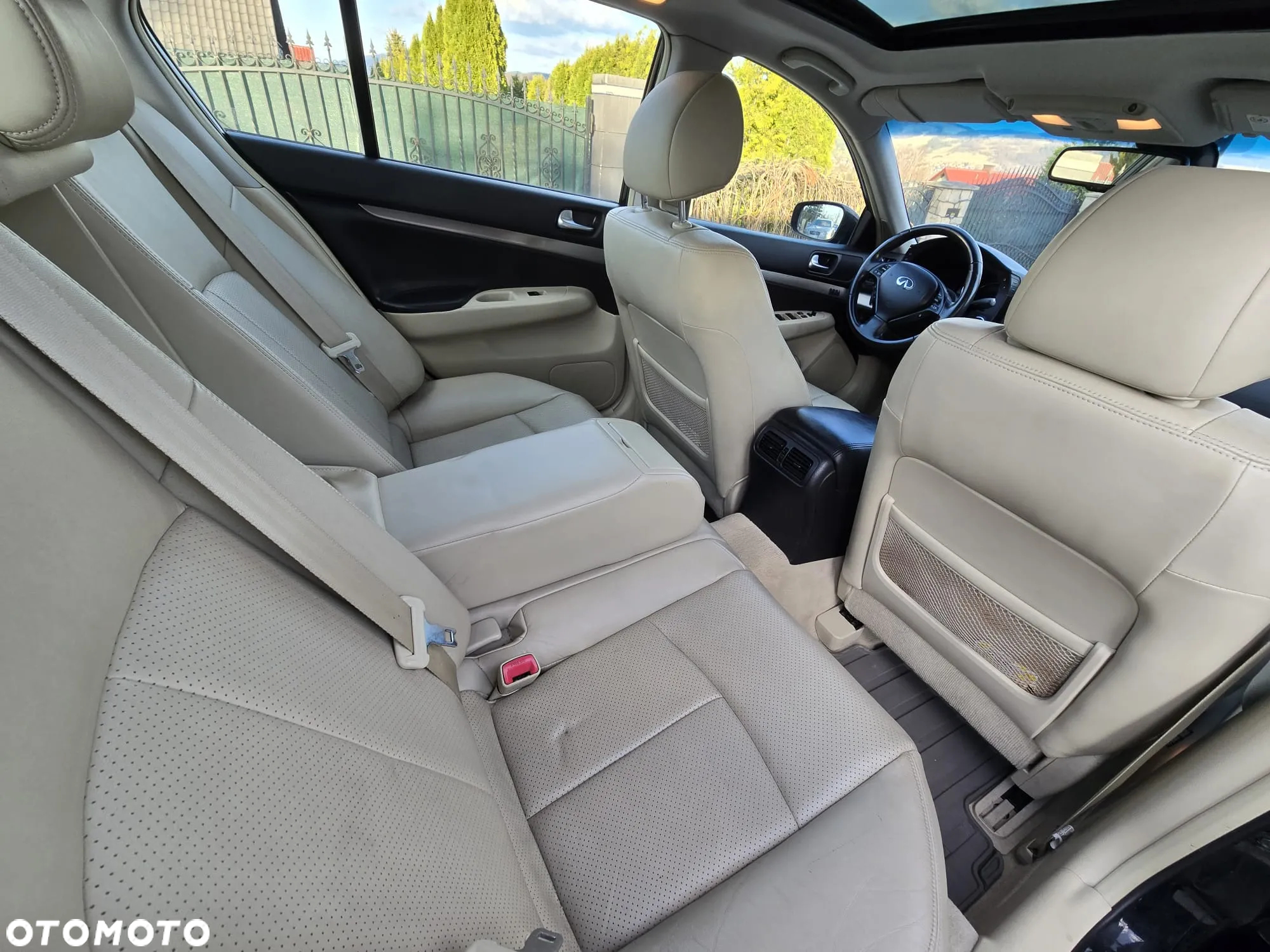 Infiniti G G37 AWD - 21