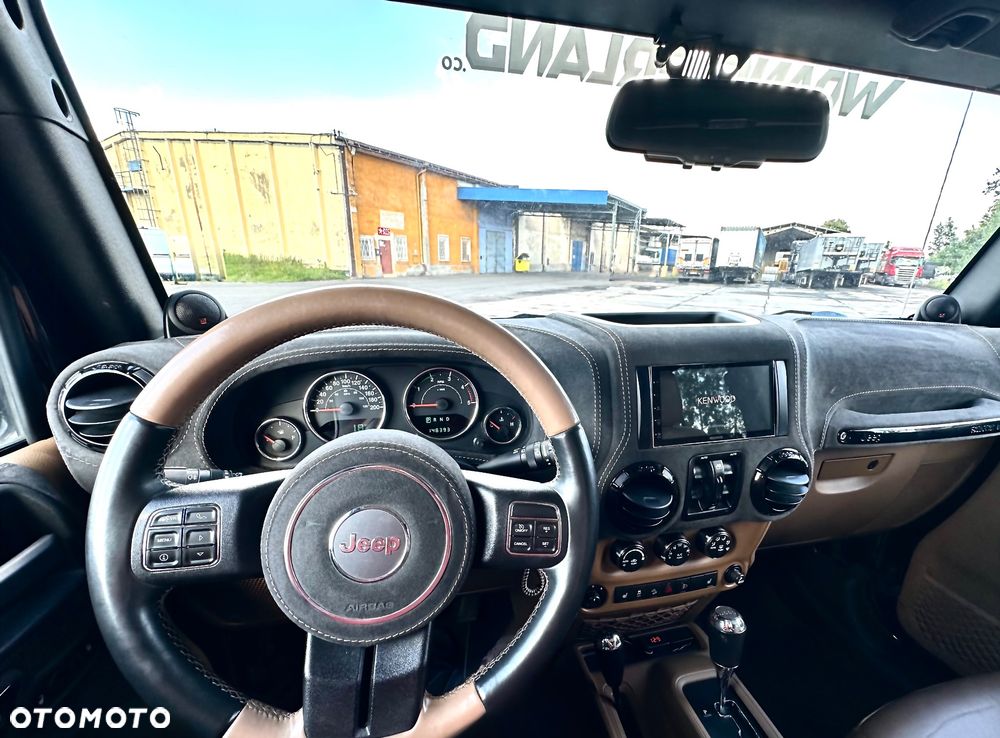 Jeep Wrangler 2.8 CRD Unlim Sahara - 3