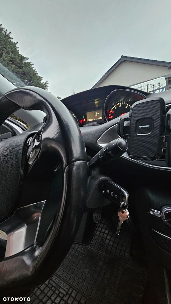 Peugeot 308 BlueHDi FAP 120 Stop & Start Allure - 27