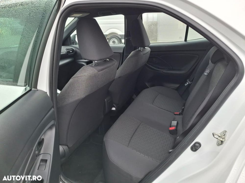 Toyota Yaris Cross 1.5 l CVT Active - 10