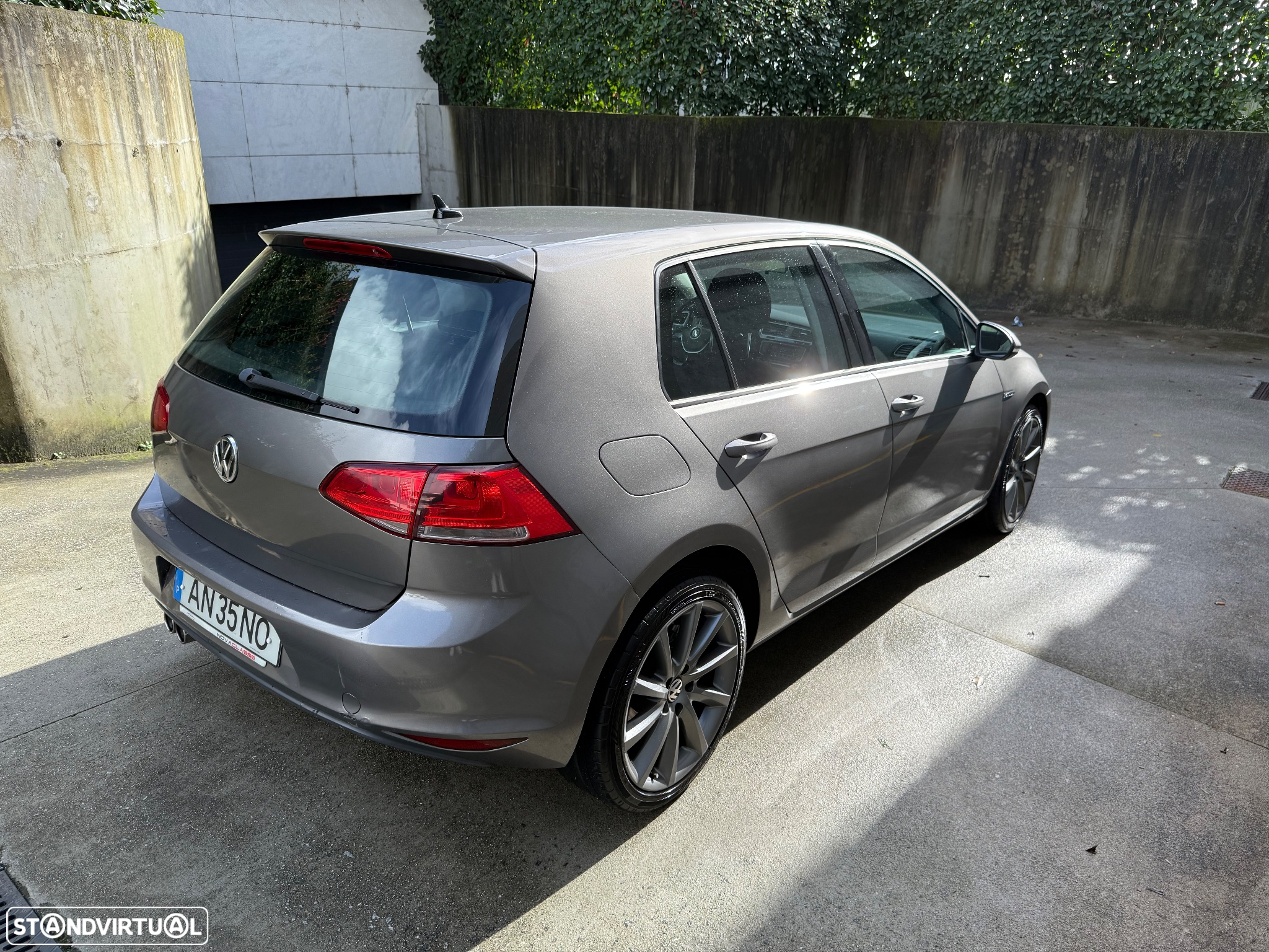 VW Golf 1.6 TDi Highline - 5