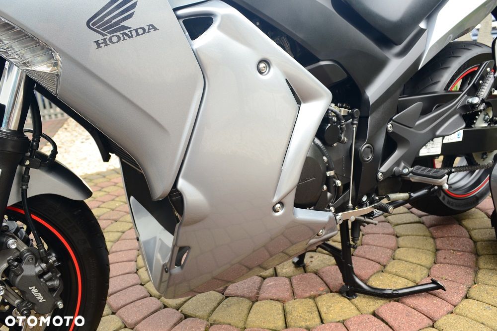 Honda CBF - 35