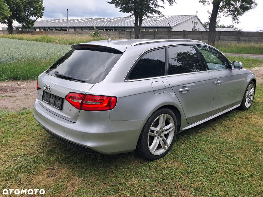 Audi A4 Avant 2.0 TDI DPF clean diesel S line Sportpaket - 3