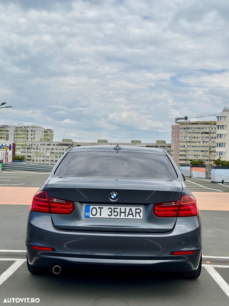 BMW Seria 3 320d EfficientDynamics Edition - 10