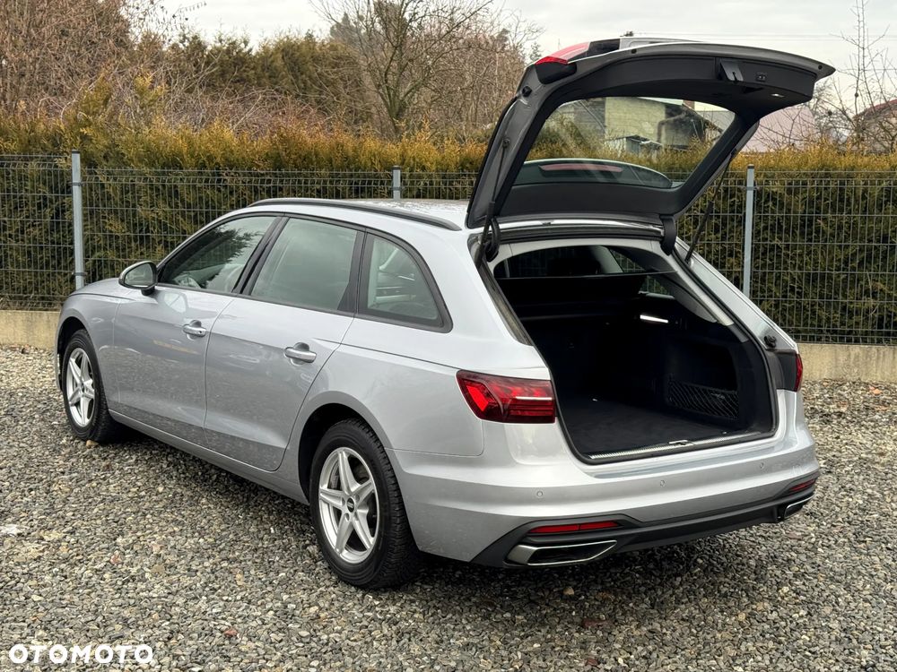 Audi A4 Avant 40 TDI S tronic - 28