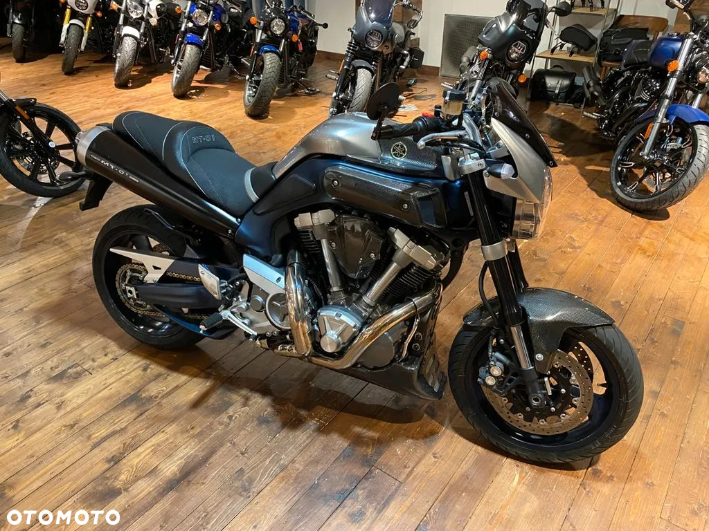 Yamaha MT - 2
