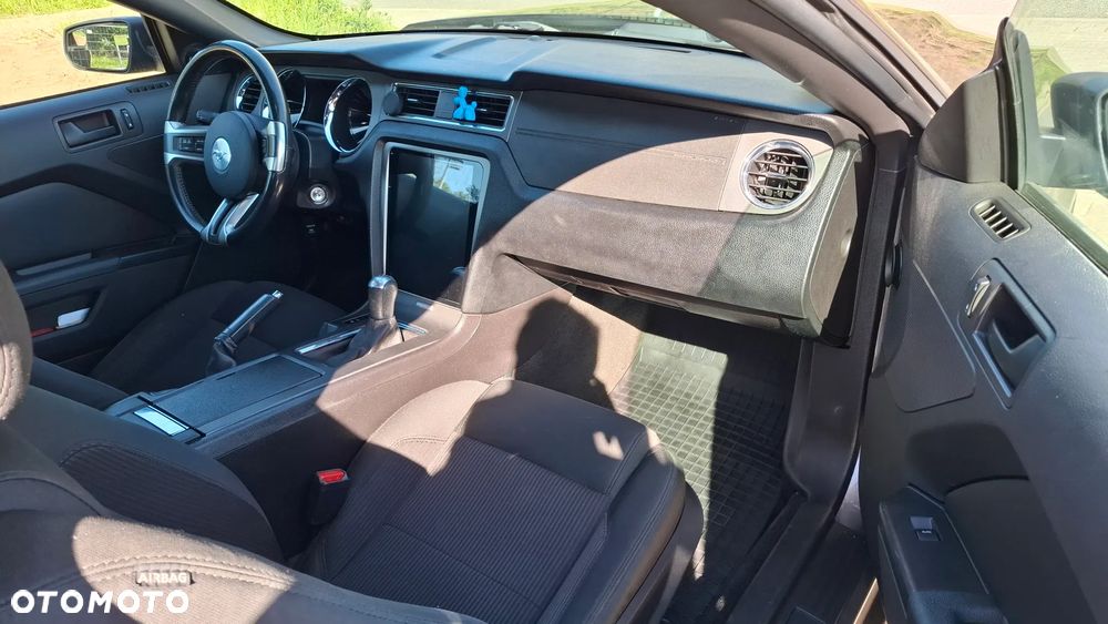 Ford Mustang 3.7 V6 - 12