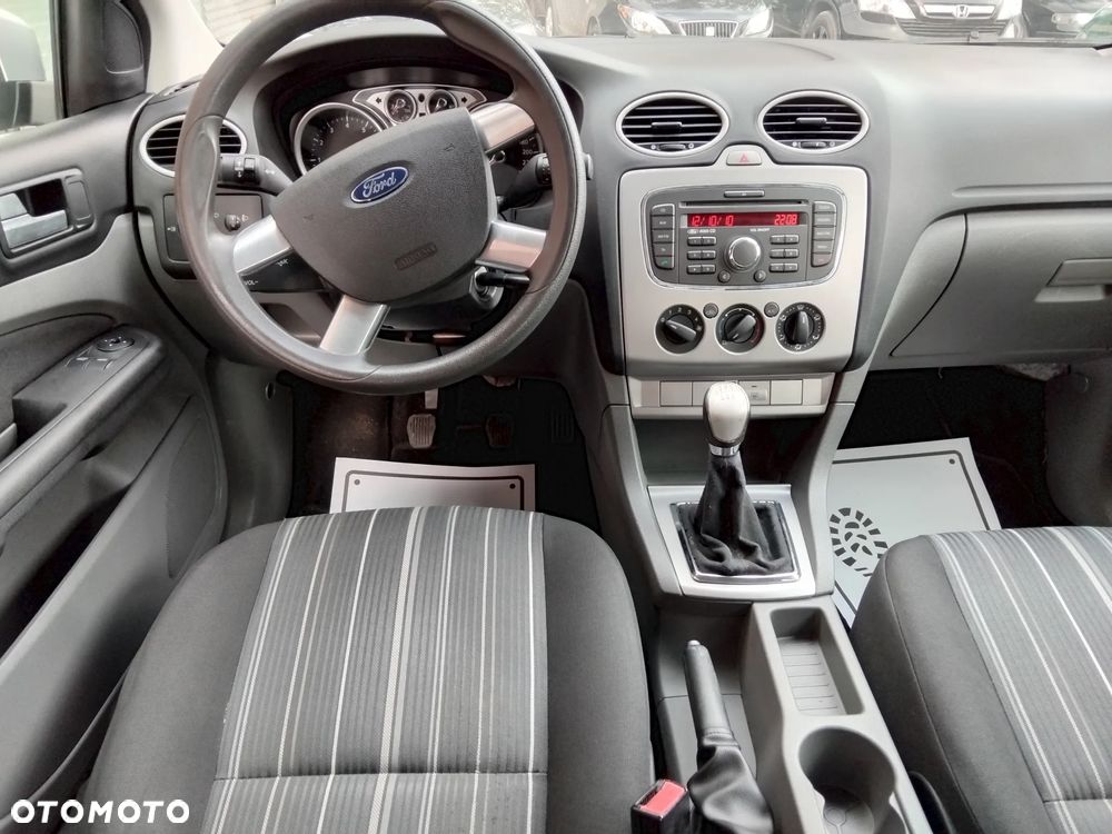 Ford Focus 1.6 16V Silver Magic - 23