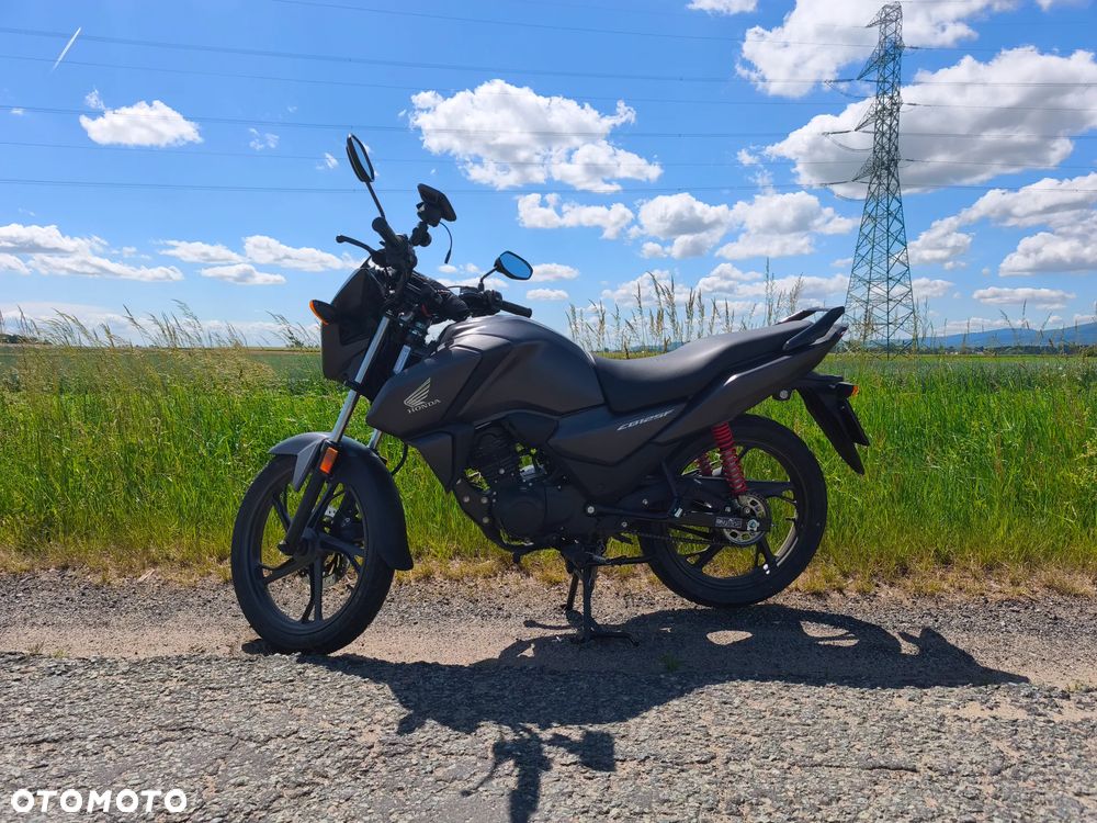 Honda CB - 1