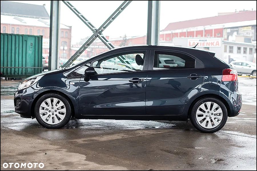 Kia Rio 1.2 Dream Team Edition - 7