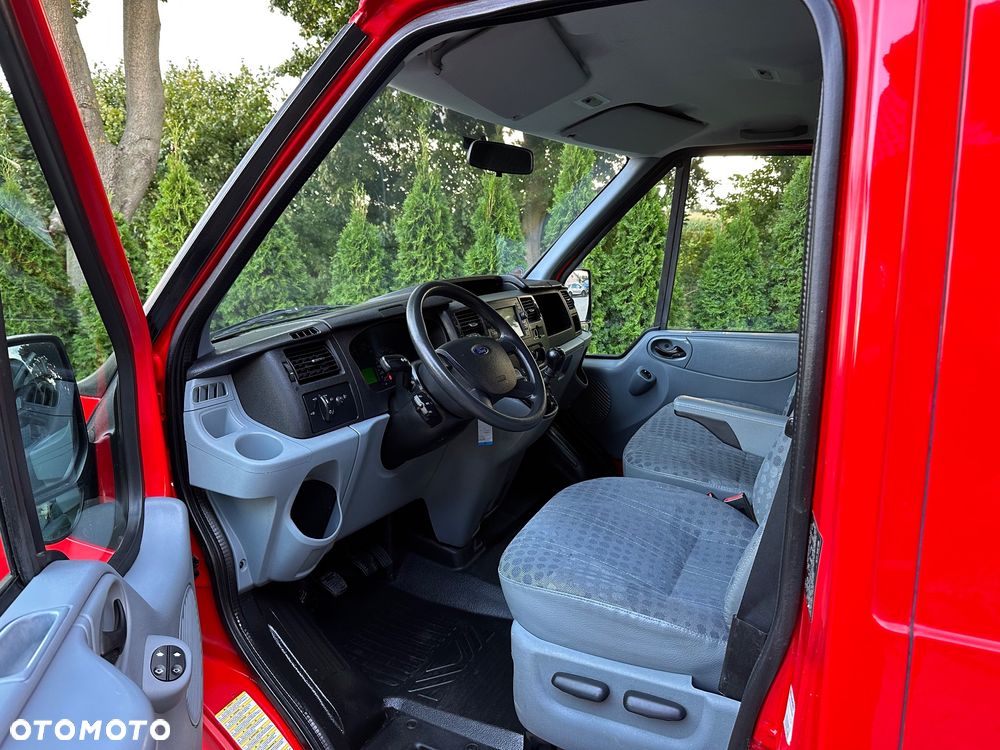 Ford Transit - 16