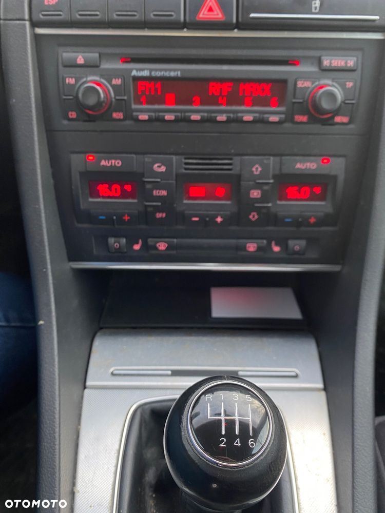 Audi A4 Limousine 1.8 T quattro - 10