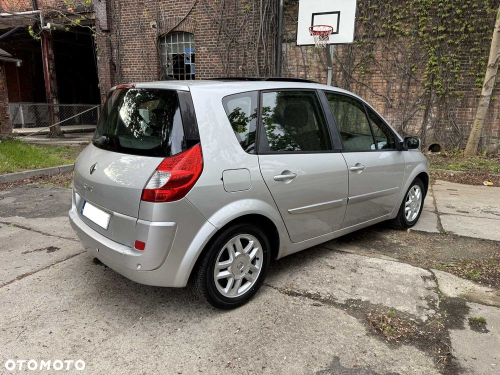 Renault Scenic - 2