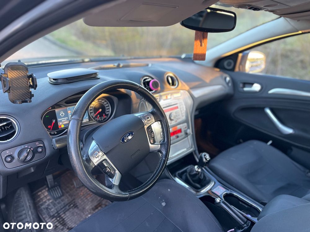 Ford Mondeo 2.0 TDCi Titanium S - 2