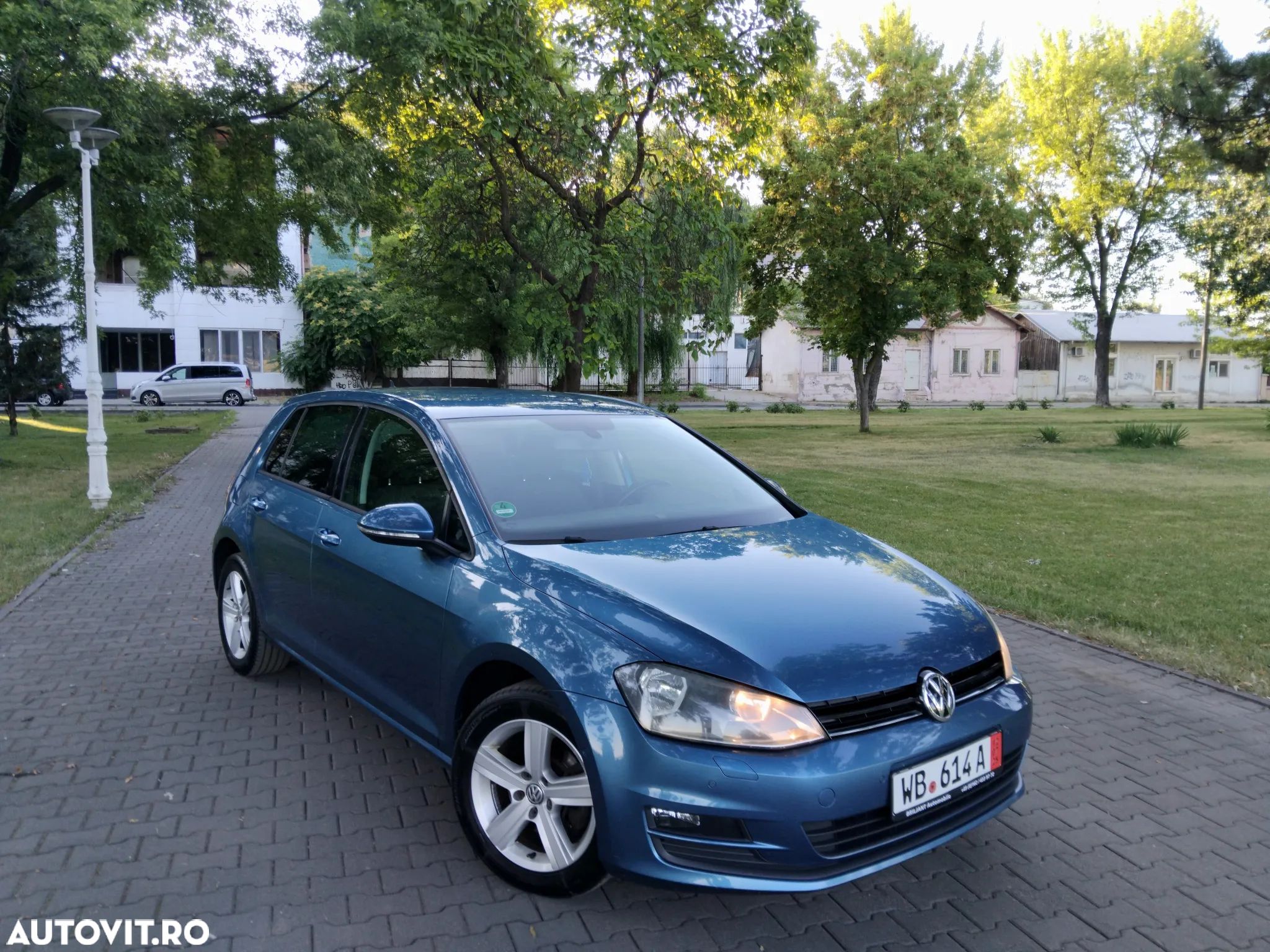 Volkswagen Golf 1.2 TSI BlueMotion Technology Highline - 1