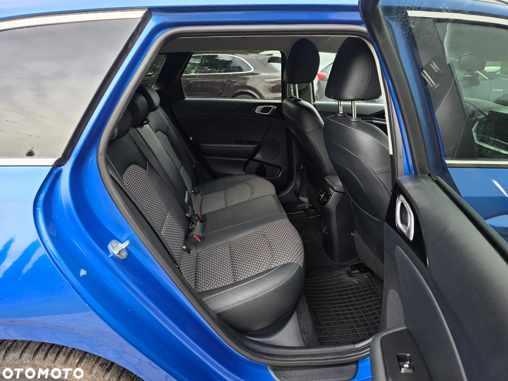 Kia Ceed 1.5 T-GDI L Business Line DCT - 16