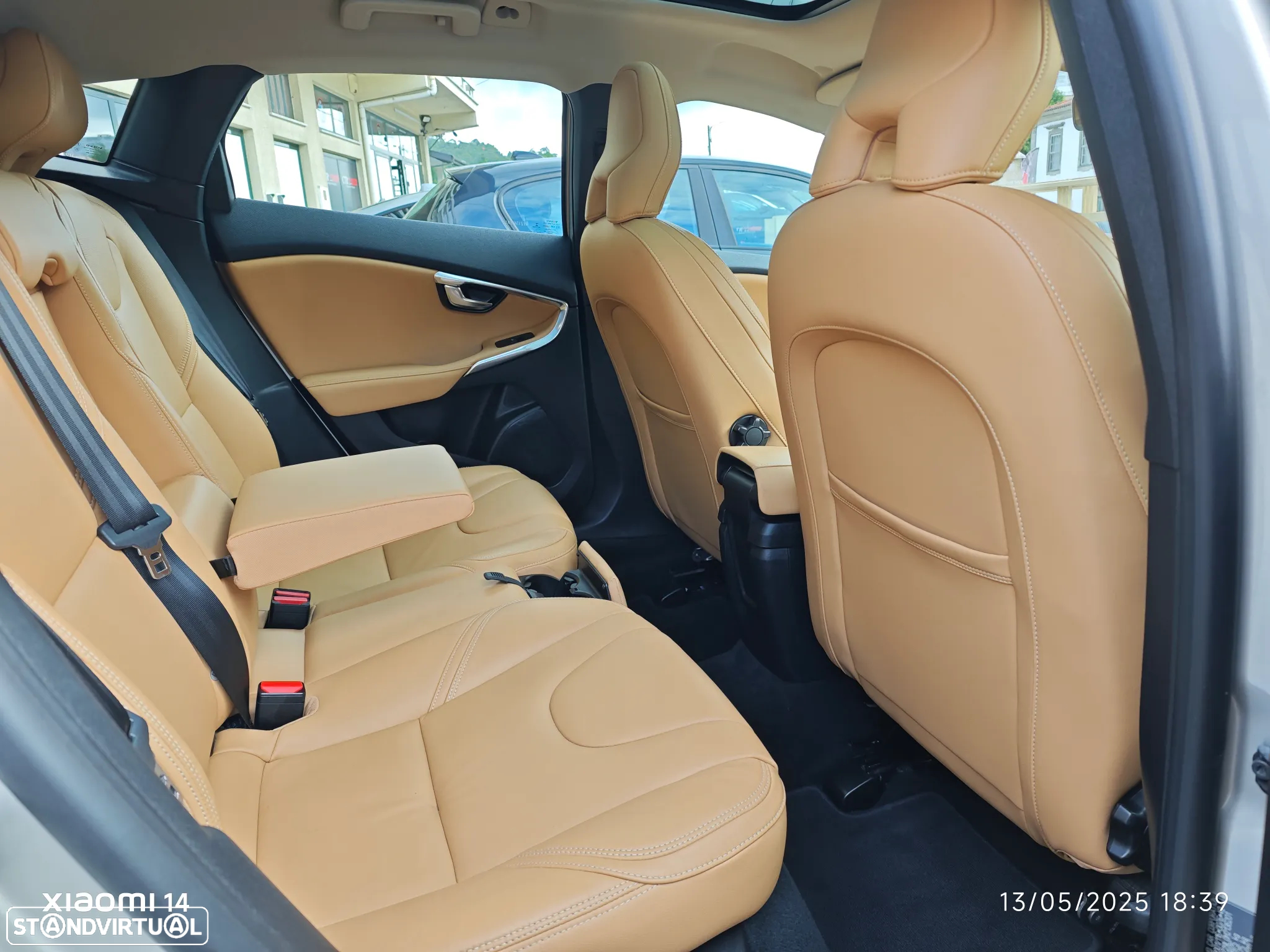 Volvo V40 Cross Country 1.5 T3 Summum Geartronic - 30