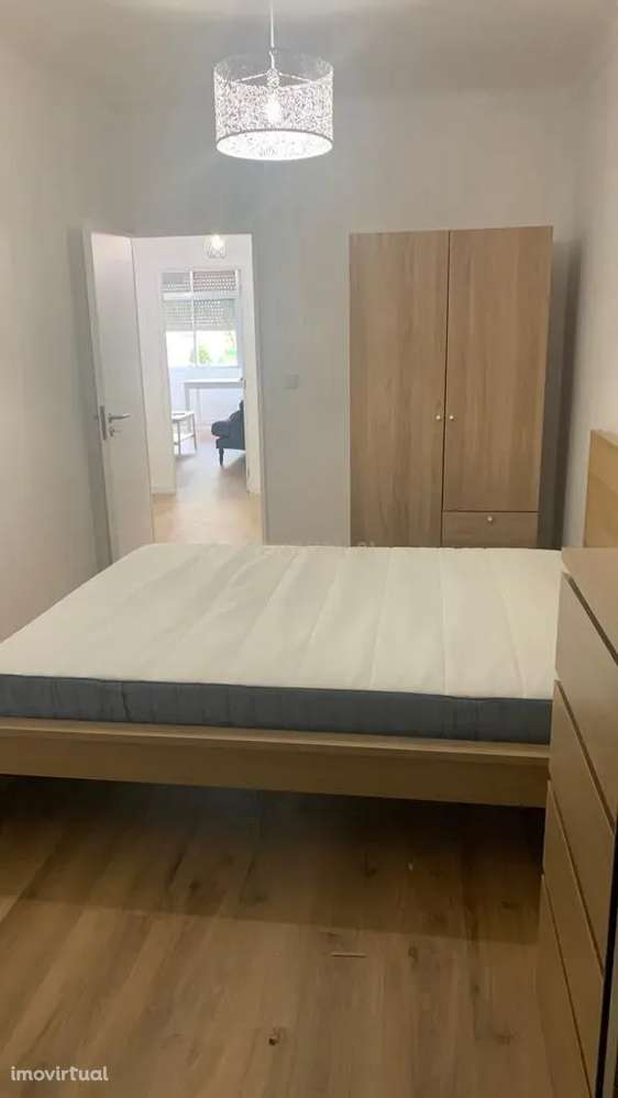 Apartamento para Investimento Metro de Alfornelos - Grande imagem: 2/49