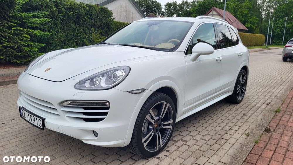 Porsche Cayenne - 1