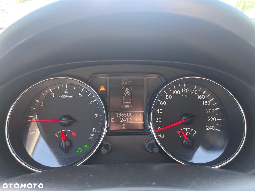 Nissan Qashqai 1.6 Acenta - 15