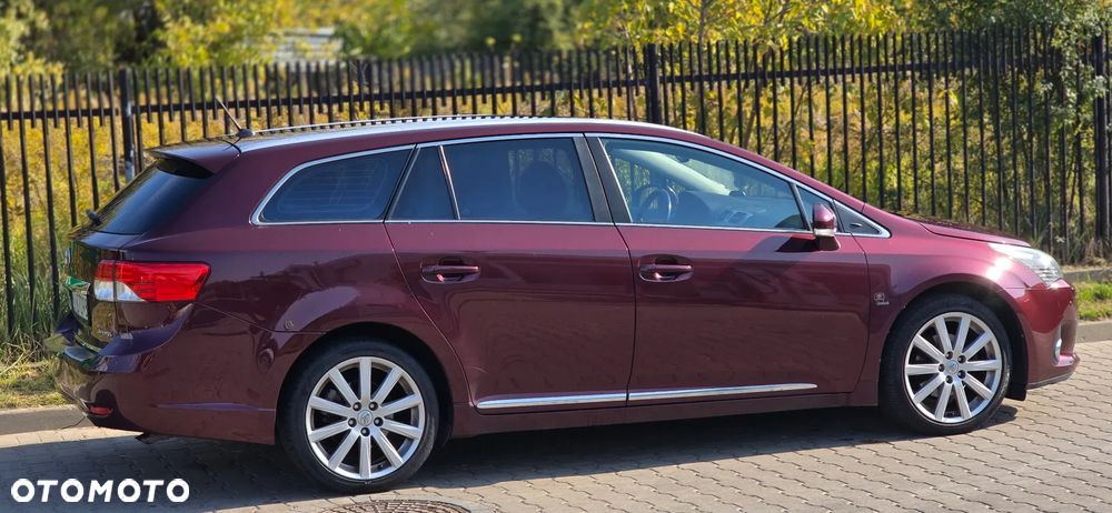 Toyota Avensis - 7