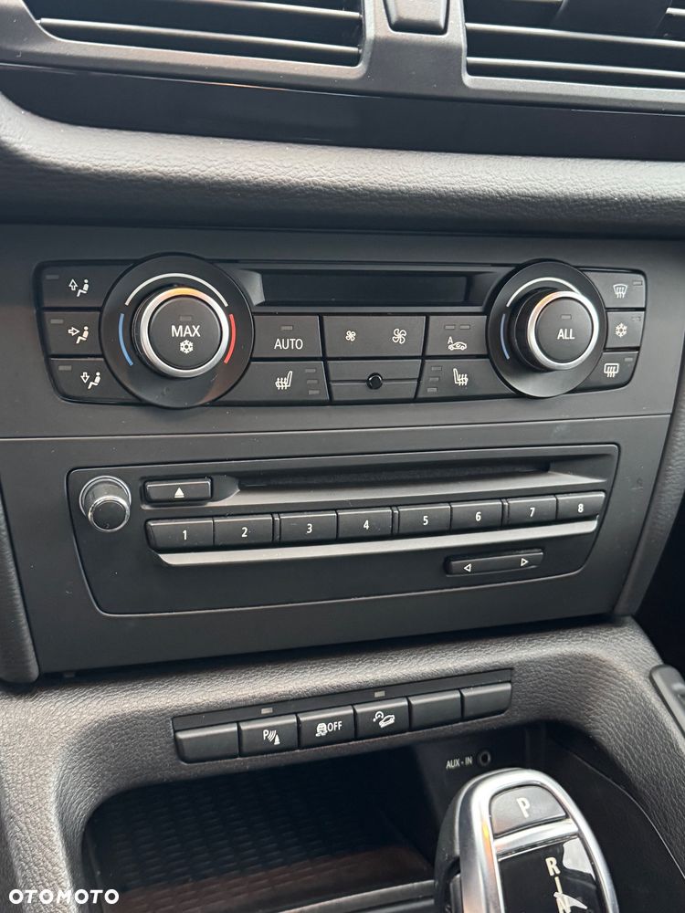 BMW X1 xDrive20i - 16