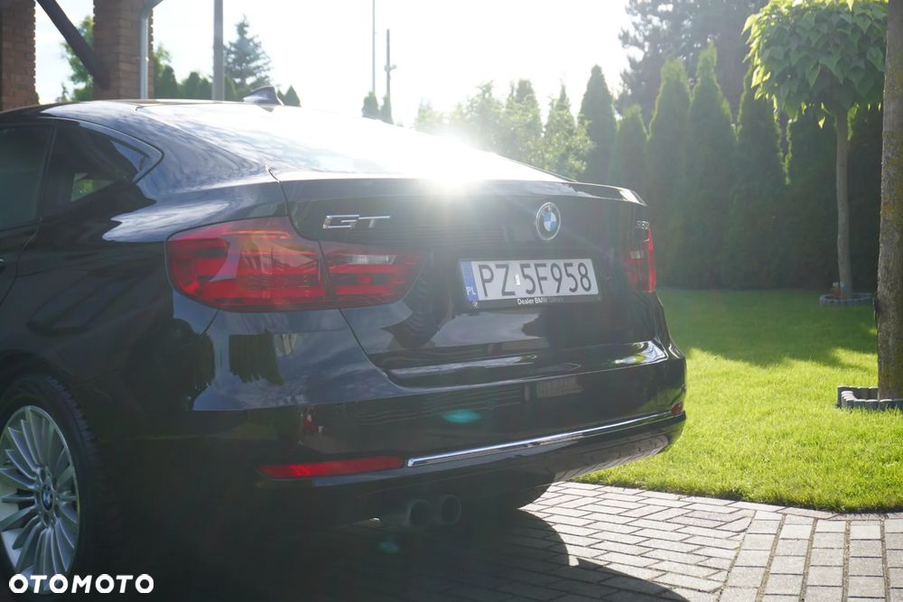BMW 3GT 330d Sport-Aut Luxury Line - 7