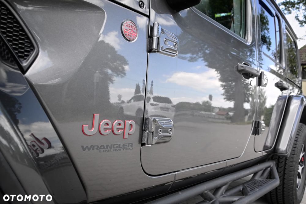 Jeep Wrangler - 16