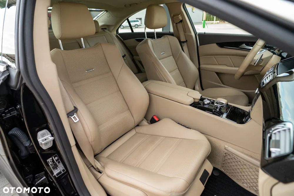 Mercedes-Benz CLS 63 AMG AMG SPEEDSHIFT MCT - 28