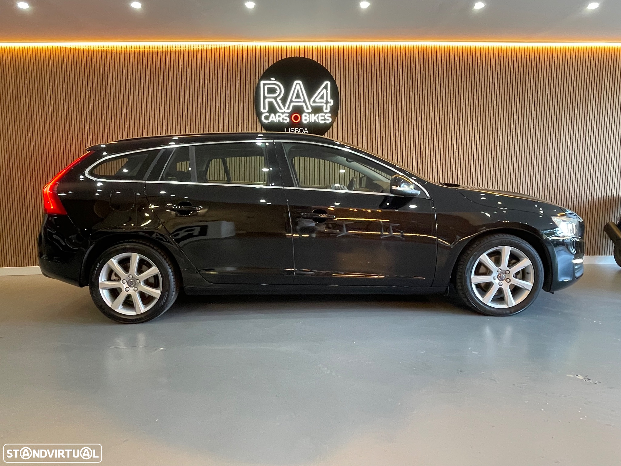 Volvo V60 2.0 D3 VOR Geartronic - 2