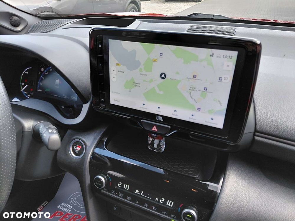 Toyota Yaris Cross - 16