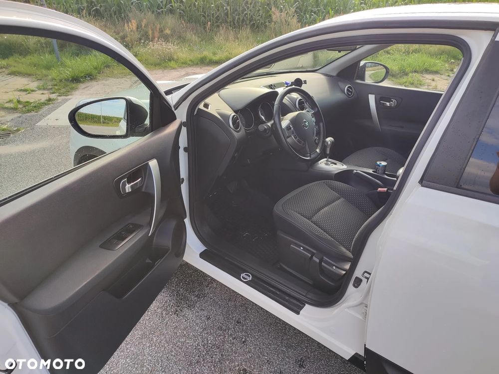 Nissan Qashqai 2.0 Acenta CVT - 6