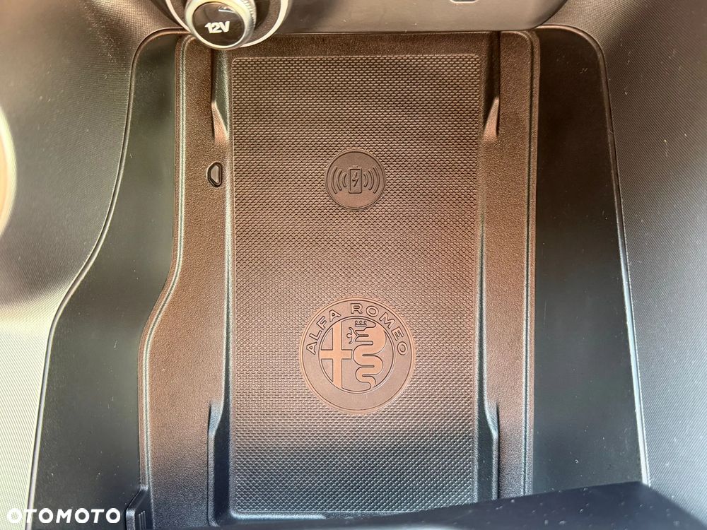 Alfa Romeo Tonale 1.5 T4 GSE mHEV Edizione Speciale DCT - 29