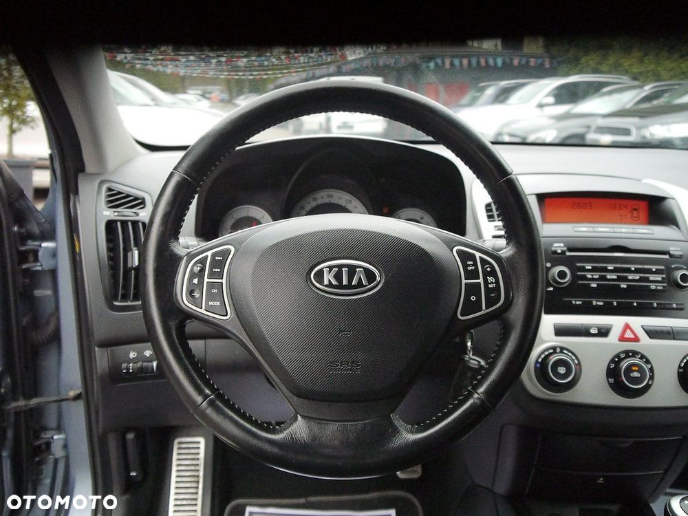 Kia ProCeed - 15