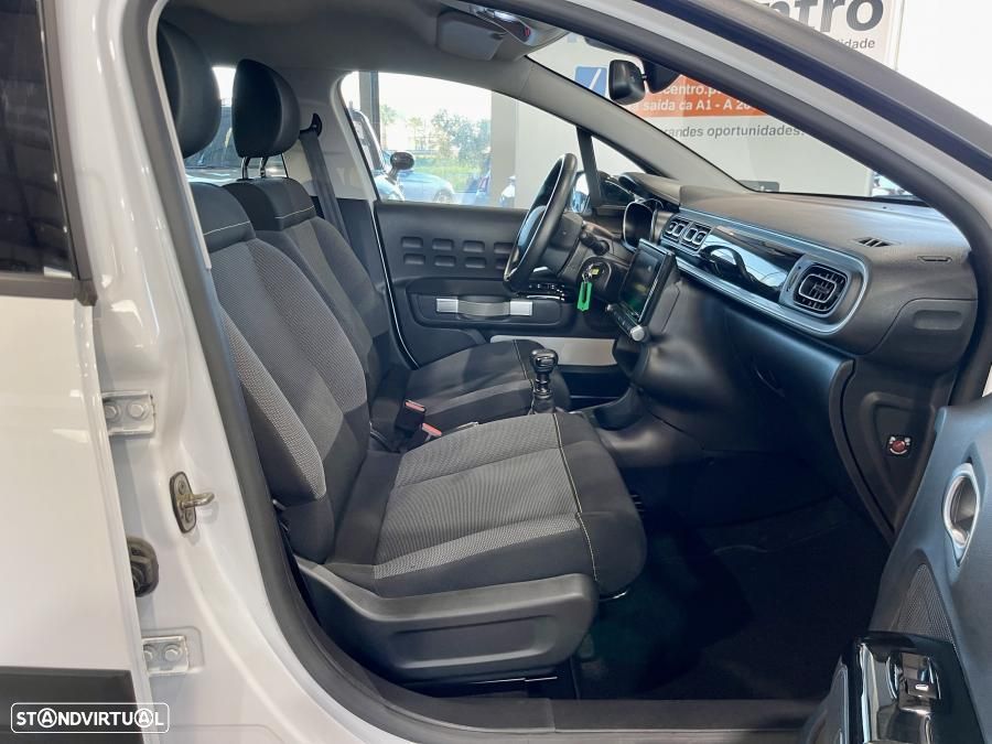 Citroën C3 1.2 PureTech Shine Pack - 26